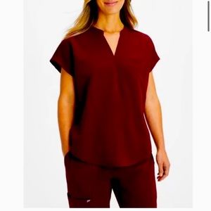 🍷 SCRUB SET!! Fabletics - Wine XL Joggers/L Top in great condition.